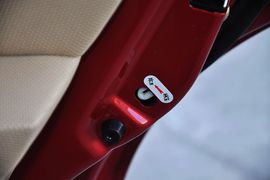 2012款中华V5