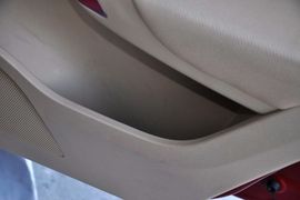 2012款中华V5