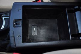 2012款中华V5