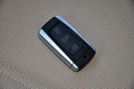 2012款中华V5