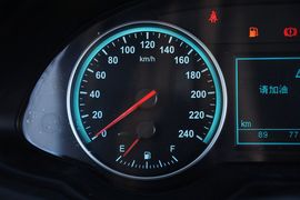 2012款中华V5