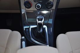 2012款中华V5