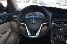 2012款中华V5