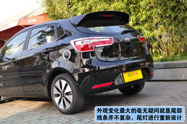 2012款起亚K2两厢1.6L