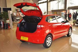 2012款东风悦达起亚K2两厢1.4GLS手动版