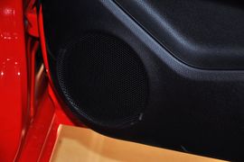 2012款东风悦达起亚K2两厢1.4GLS手动版