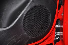 2012款东风悦达起亚K2两厢1.4GLS手动版