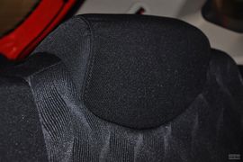 2012款东风悦达起亚K2两厢1.4GLS手动版