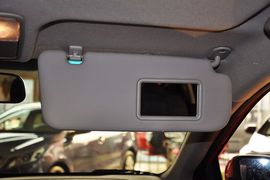 2012款东风悦达起亚K2两厢1.4GLS手动版