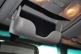 2012款东风悦达起亚K2两厢1.4GLS手动版