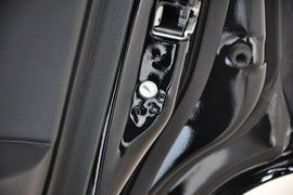2012款Jeep吉普指南者2.0L运动型