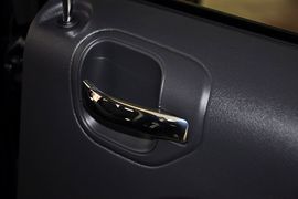 2012款Jeep吉普指南者2.0L运动型
