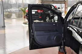 2012款Jeep吉普指南者2.0L运动型