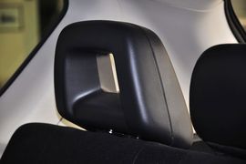 2012款Jeep吉普指南者2.0L运动型