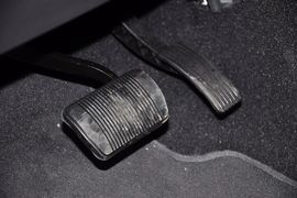 2012款Jeep吉普指南者2.0L运动型