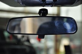2012款Jeep吉普指南者2.0L运动型