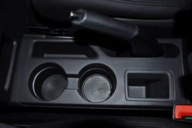 2012款Jeep吉普指南者2.0L运动型