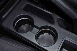 2012款Jeep吉普指南者2.0L运动型