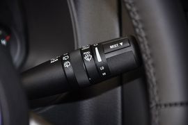 2012款Jeep吉普指南者2.0L运动型