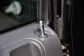 2012款Jeep吉普指南者2.4L豪华型