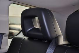 2012款Jeep吉普指南者2.4L豪华型