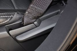 2012款Jeep吉普指南者2.4L豪华型