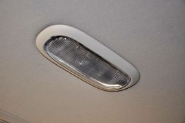 2012款Jeep吉普指南者2.4L豪华型