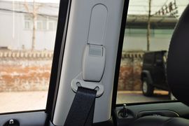 2012款Jeep吉普指南者2.4L豪华型
