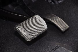 2012款Jeep吉普指南者2.4L豪华型