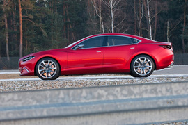 2011款马自达Takeri概念车