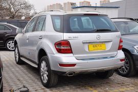 2010款奔驰ML350