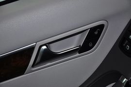 2011款奔驰R500