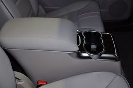 2011款奔驰R500