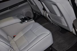 2011款奔驰R500