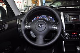 2012款斯巴鲁森林人2.5XS豪华型