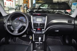2012款斯巴鲁森林人2.5XS豪华型