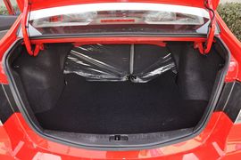 长安新悦翔三厢1.5MT豪华型