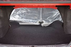 长安新悦翔三厢1.5MT豪华型