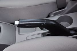 长安新悦翔三厢1.5MT豪华型