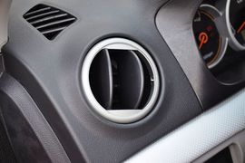 长安新悦翔三厢1.5MT豪华型