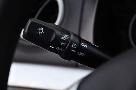 长安新悦翔三厢1.5MT豪华型