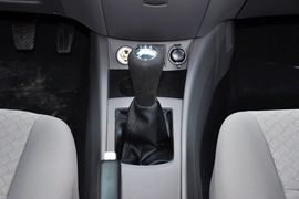 长安新悦翔三厢1.5MT豪华型