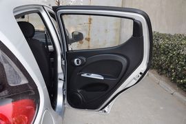 2012款长安奔奔mini