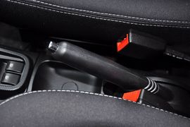 2012款长安奔奔mini