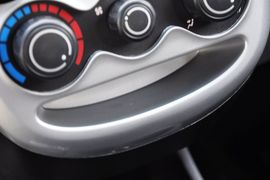 2012款长安奔奔mini