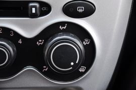 2012款长安奔奔mini