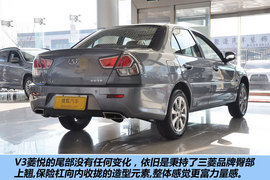 2012款东南V3菱悦1.5L手动舒适版