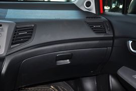 2012款东风本田思域2.0L