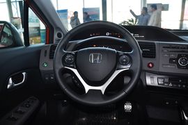 2012款东风本田思域2.0L
