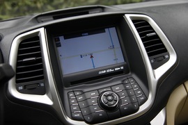 2012款长安逸动1.6L手动试驾实拍